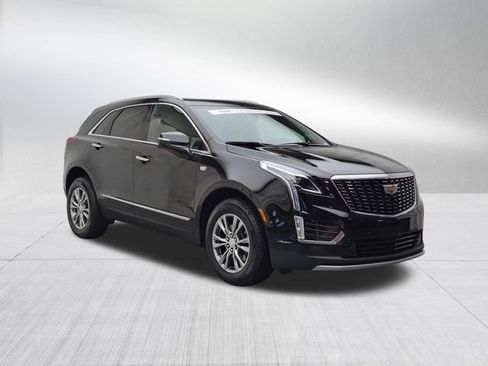 Certified 2023 Cadillac XT5 Premium Luxury AWD/4WD image 3