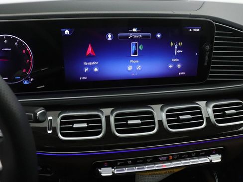 New 2026 Mercedes-Benz GLS 450 4MATIC image 5