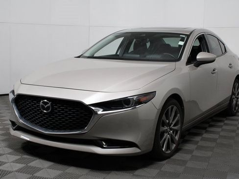 Used 2023 MAZDA MAZDA3 s image 3