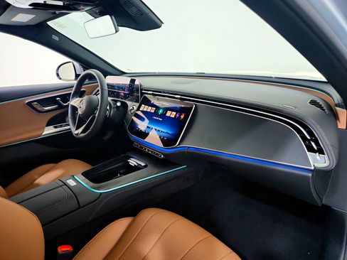 Used 2026 Mercedes-Benz E 350 Sedan image 14