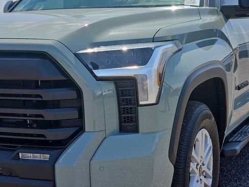 Used 2024 Toyota Tundra SR5 w/ SR5 Premium Package AWD/4WD image 7