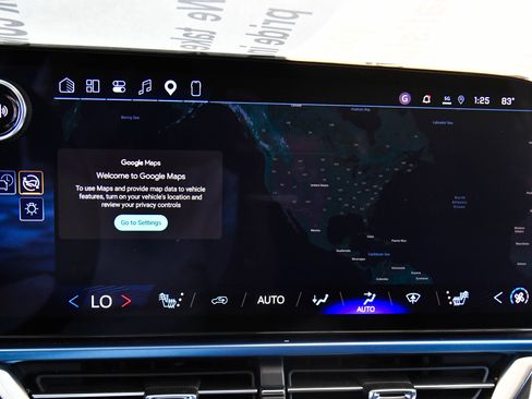 Used 2025 Chevrolet Equinox EV LT FWD image 31