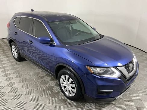 Used 2018 Nissan Rogue S FWD image 13