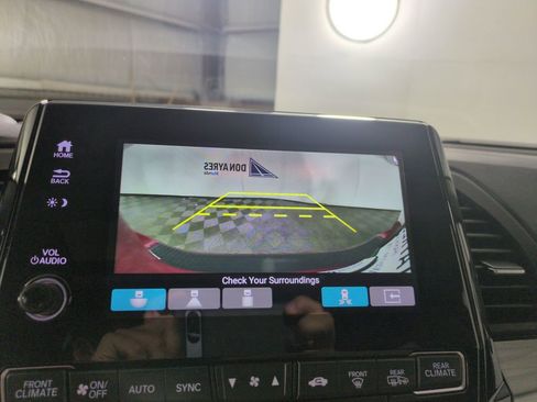 Used 2024 Honda Odyssey Elite image 24