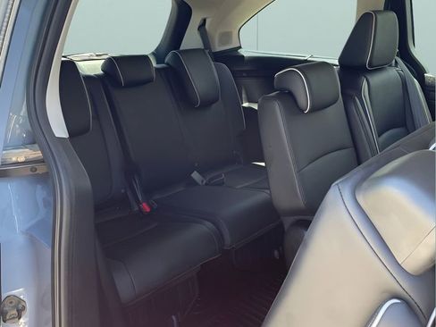 Used 2025 Honda Odyssey Elite image 18