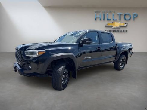 Used 2020 Toyota Tacoma TRD Off-Road w/ TRD Premium Off Road Package AWD/4WD image 12