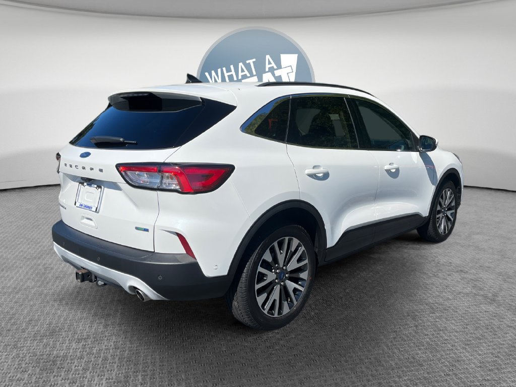 Used 2020 Ford Escape Titanium AWD/4WD image 3