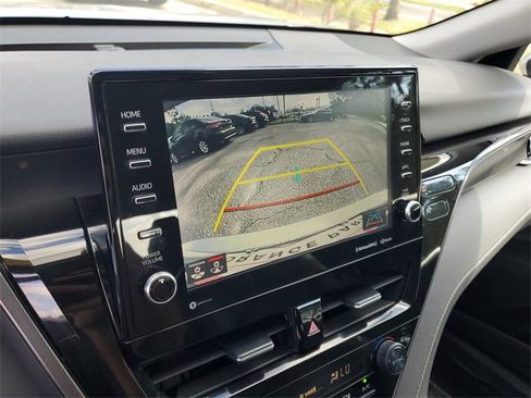 Used 2023 Toyota Camry XSE image 21