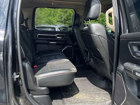 Used 2019 RAM 1500 Laramie AWD/4WD image 20