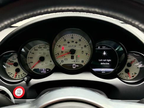 Used 2018 Porsche Cayenne GTS w/ Premium Package Plus image 38