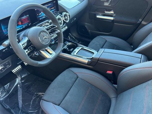 New 2026 Mercedes-Benz GLA 35 AMG 4MATIC image 4