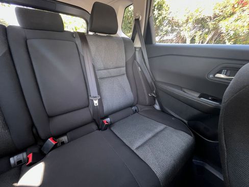 Used 2025 Nissan Rogue SV image 39