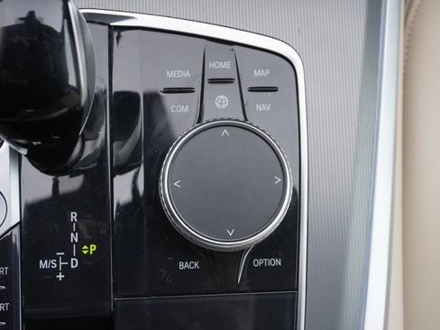 Used 2022 BMW X5 xDrive40i w/ Parking Assistance Package image 56