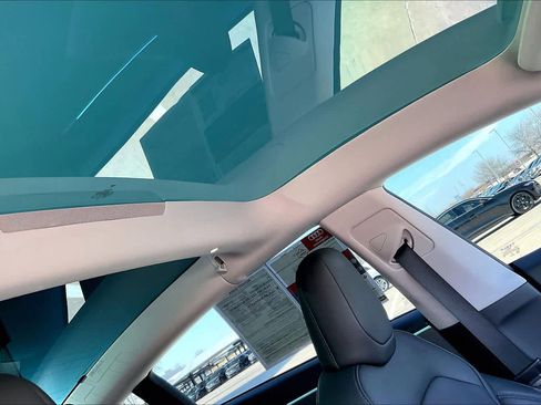 Used 2025 Tesla Model 3 Long Range image 14