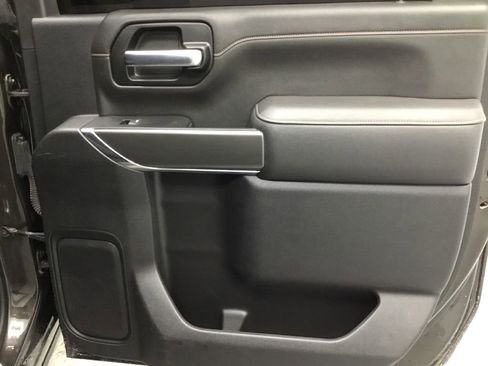 Used 2021 GMC Sierra 3500 AT4 w/ AT4 Preferred Package image 35