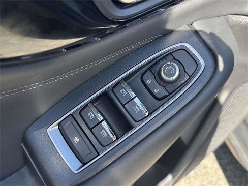 Used 2023 Subaru Outback Limited image 15