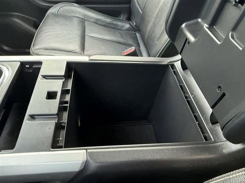 Used 2019 Nissan Titan PRO-4X w/ Pro-4x Convenience Package image 48