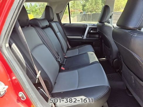Used 2021 Toyota 4Runner SR5 Premium w/ Moonroof Package AWD/4WD image 17