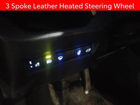 Used 2022 Toyota RAV4 XLE w/ Convenience Package image 8