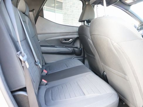 Used 2023 Hyundai Santa Cruz SEL image 13