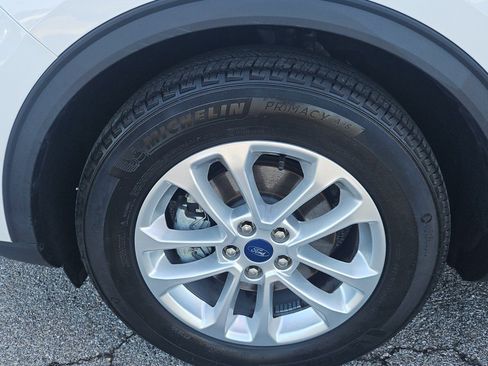 Used 2022 Ford Escape SE FWD image 10
