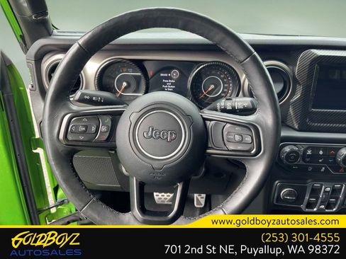 Used 2019 Jeep Wrangler Unlimited Sport w/ Technology Group AWD/4WD image 18