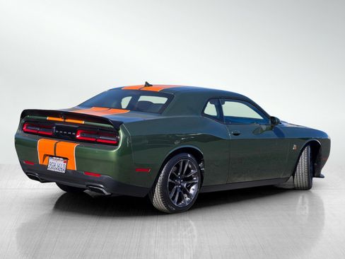 Used 2023 Dodge Challenger R/T Scat Pack w/ Plus Package image 4