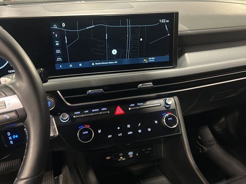 Used 2025 Hyundai Sonata SEL FWD image 16