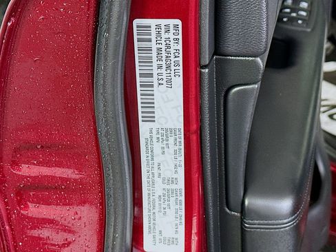 Used 2022 Jeep Grand Cherokee Laredo X image 31