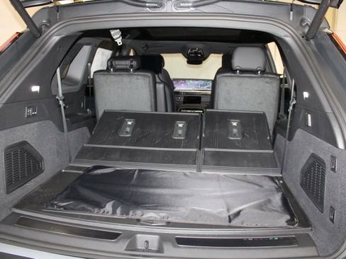 New 2026 Cadillac Escalade IQ Sport 1 w/ LPO, ONYX Package AWD/4WD image 36