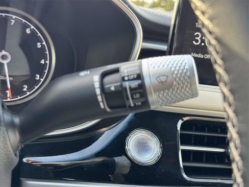 Certified 2026 Genesis G70 2.5T image 20