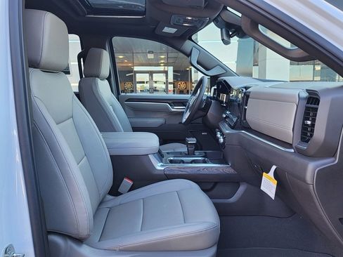 New 2026 GMC Sierra 1500 SLT w/ SLT Premium Plus Package image 39