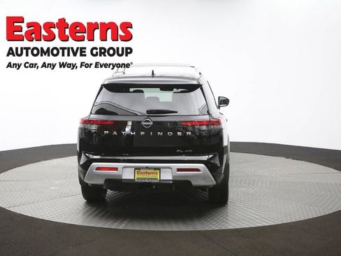 Used 2023 Nissan Pathfinder SL w/ SL Premium Package image 40