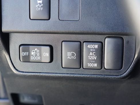 Used 2023 Toyota Tacoma TRD Sport w/ Technology Package AWD/4WD image 20