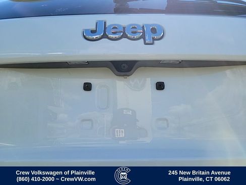 Used 2017 Jeep Grand Cherokee Limited w/ Luxury Group II AWD/4WD image 35
