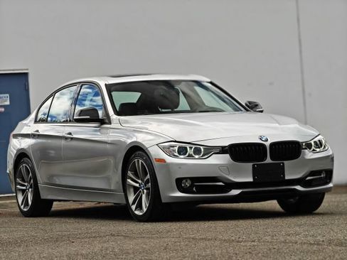 Used 2013 BMW 328i xDrive Sedan AWD/4WD image 1