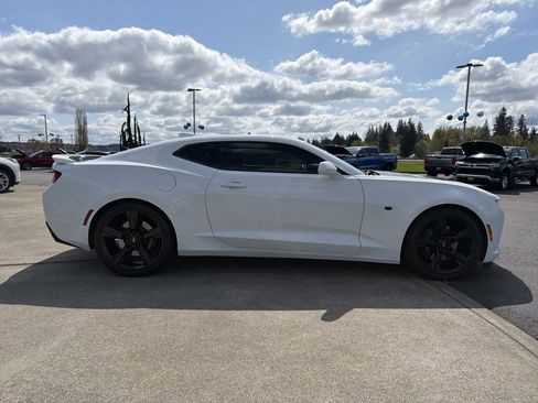 Used 2016 Chevrolet Camaro SS image 6