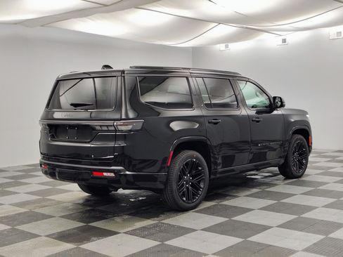New 2026 Jeep Grand Wagoneer Limited AWD/4WD image 12