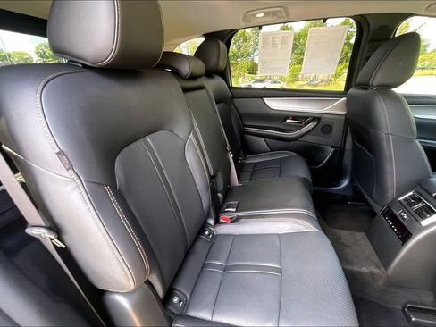 Used 2025 MAZDA CX-70 Plug-In Hybrid w/ Premium Pkg AWD/4WD image 27