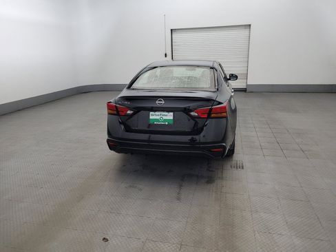 Used 2024 Nissan Altima 2.5 S FWD image 7