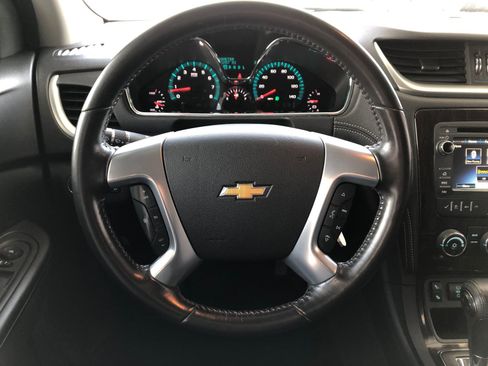 Used 2017 Chevrolet Traverse LT w/ LPO, 'HIT The Road' Package AWD/4WD image 19