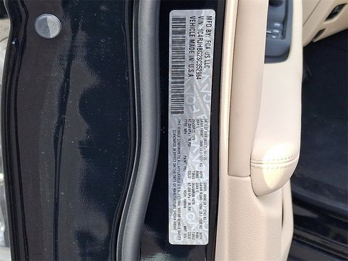 New 2025 Jeep Grand Cherokee Limited w/ Luxury Tech Group II image 19