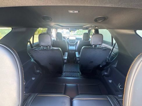 Used 2026 Ford Explorer Tremor w/ Tremor Ultimate Package AWD/4WD image 11
