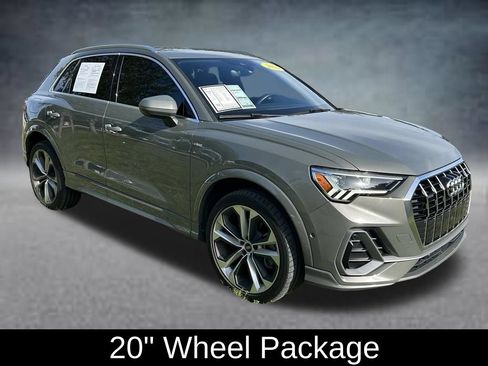 Used 2021 Audi Q3 2.0T Premium Plus w/ Premium Plus Package AWD/4WD image 3