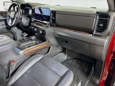Used 2022 GMC Sierra 1500 SLT AWD/4WD image 28