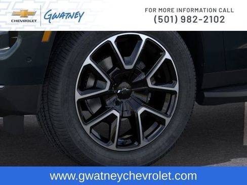 New 2026 Chevrolet Suburban RST AWD/4WD image 9