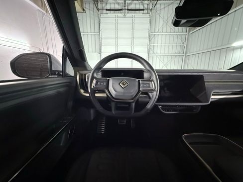Used 2022 Rivian R1T Adventure image 41