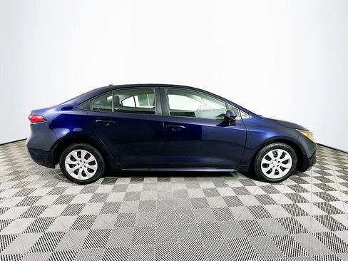 Used 2024 Toyota Corolla LE image 11