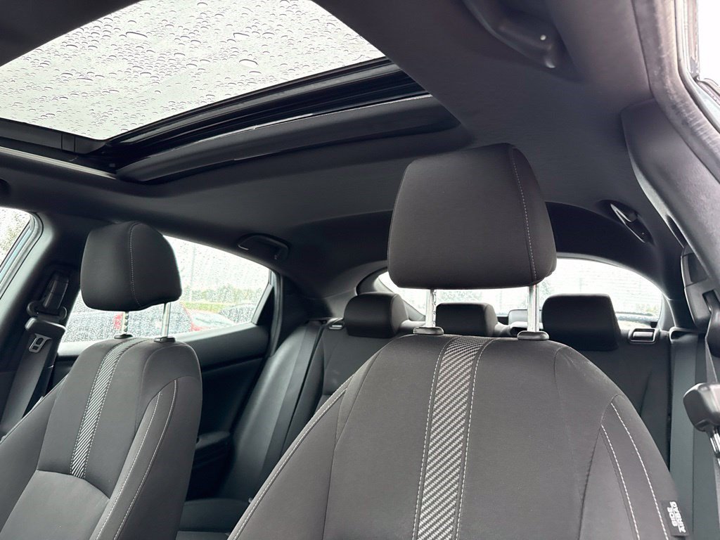 Used 2018 Honda Civic EX image 5