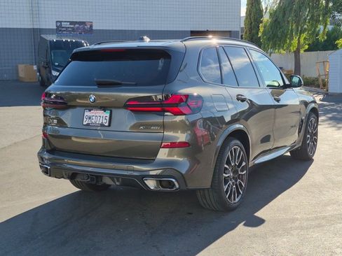 Used 2024 BMW X5 xDrive40i w/ M Sport Package AWD/4WD image 6